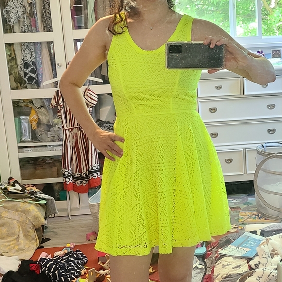 Cute Dress - Picture 5 of 7